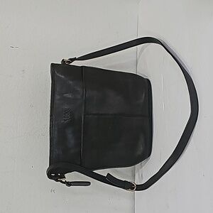 Vintage Guess Leather Duffle  Shoulder Handbag Black Adjustable Crossbody